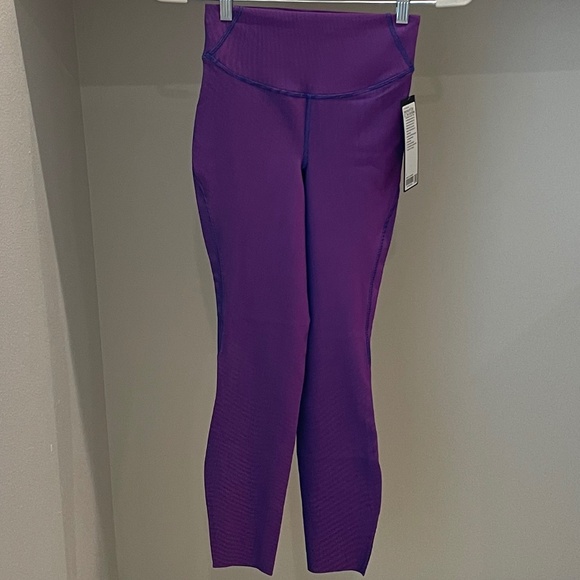 NWT Lululemon Base Pace High-Rise Tight 25" Ribbed Purple / Blue (Size 4) - Picture 2 of 4